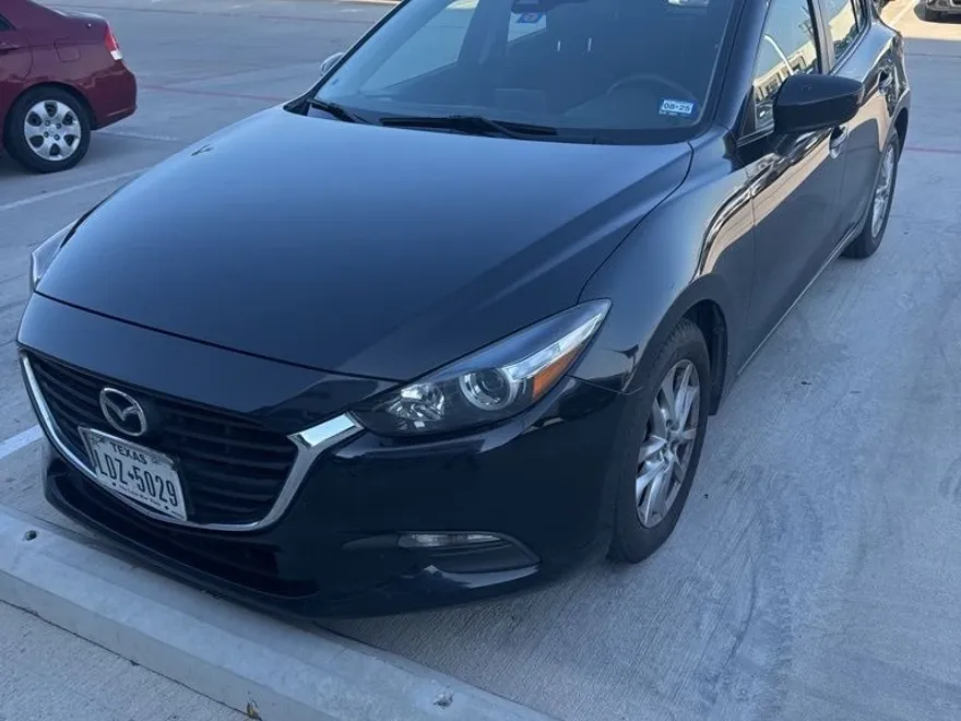 2018 Mazda Mazda3 Sport photo 1