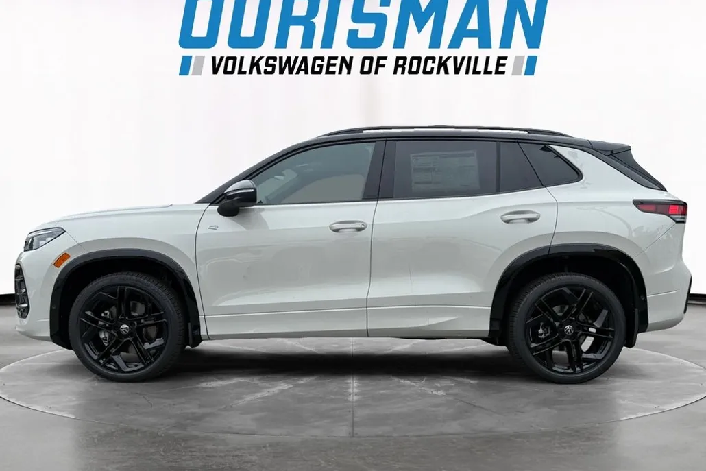 2025 Volkswagen Tiguan SE R-Line Black photo 1