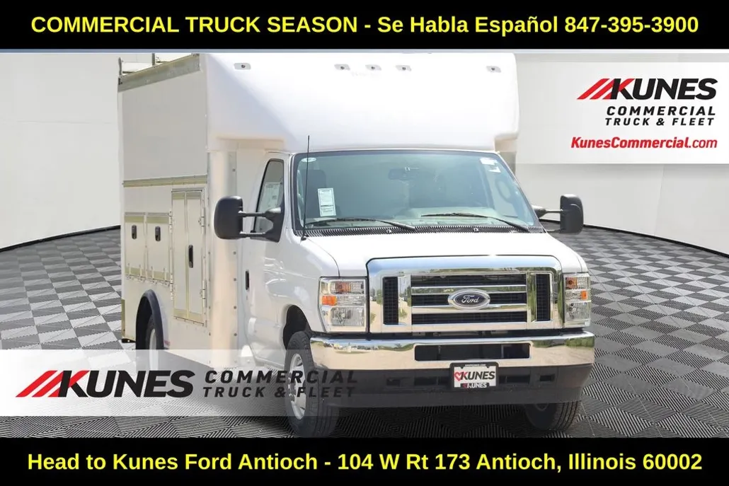2025 Ford E-350 Base photo 1