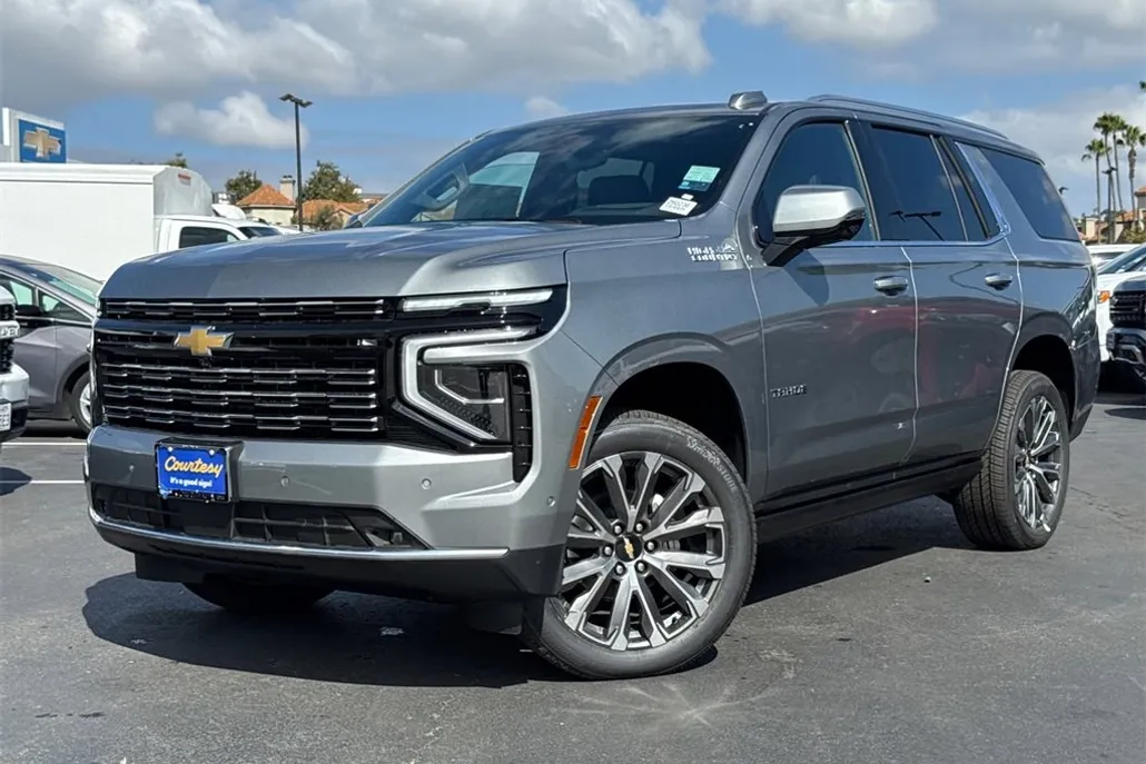 2026 Chevrolet Tahoe High Country photo 1