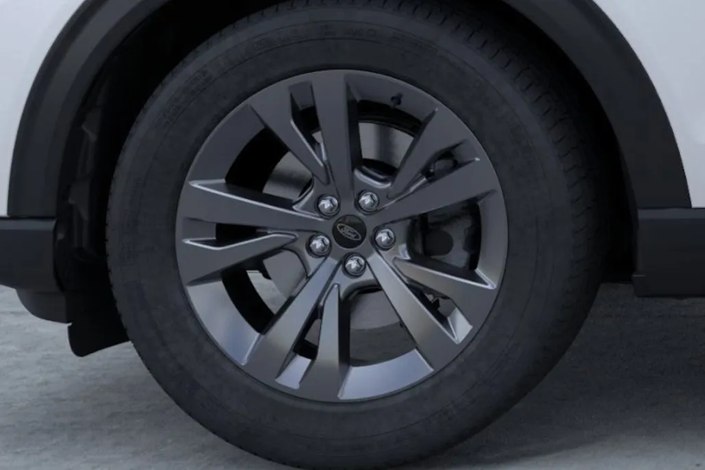 2025 Ford Explorer photo 1