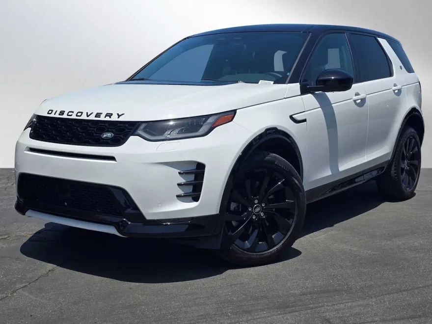 2024 Land Rover Discovery Sport Dynamic SE photo 1