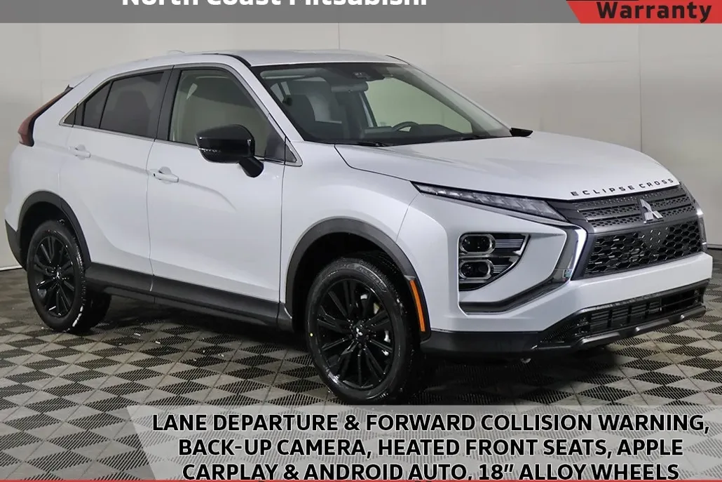 2025 Mitsubishi Eclipse Cross LE photo 1