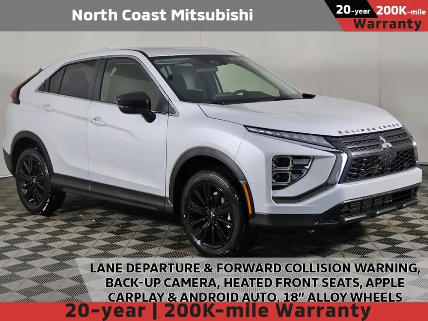 2025 Mitsubishi Eclipse Cross LE photo 1
