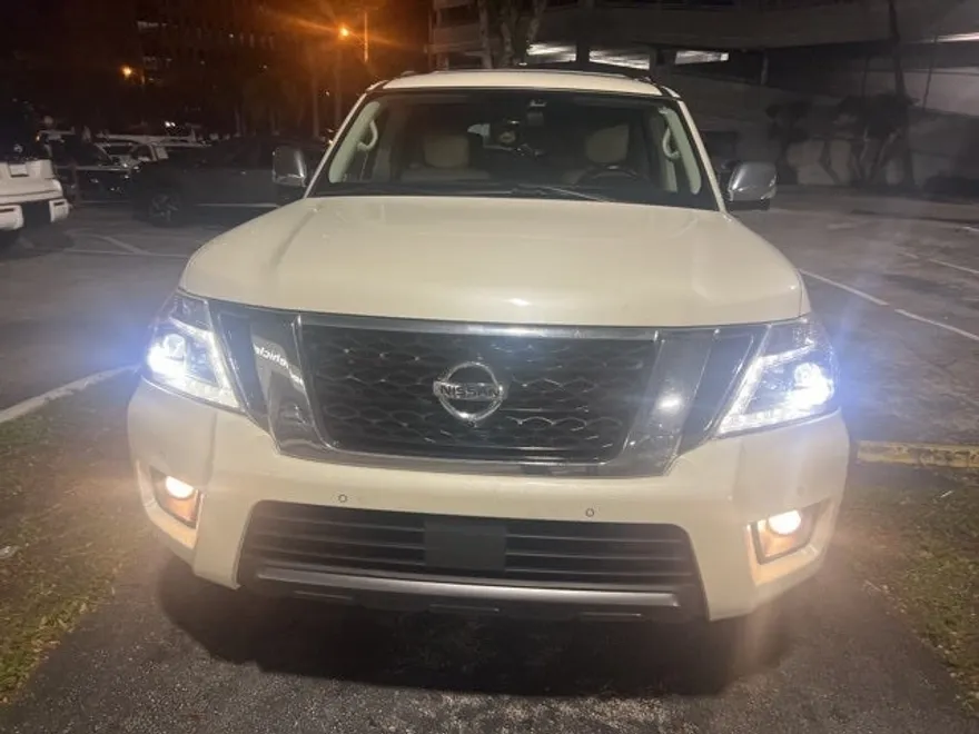 2020 Nissan Armada Platinum photo 1