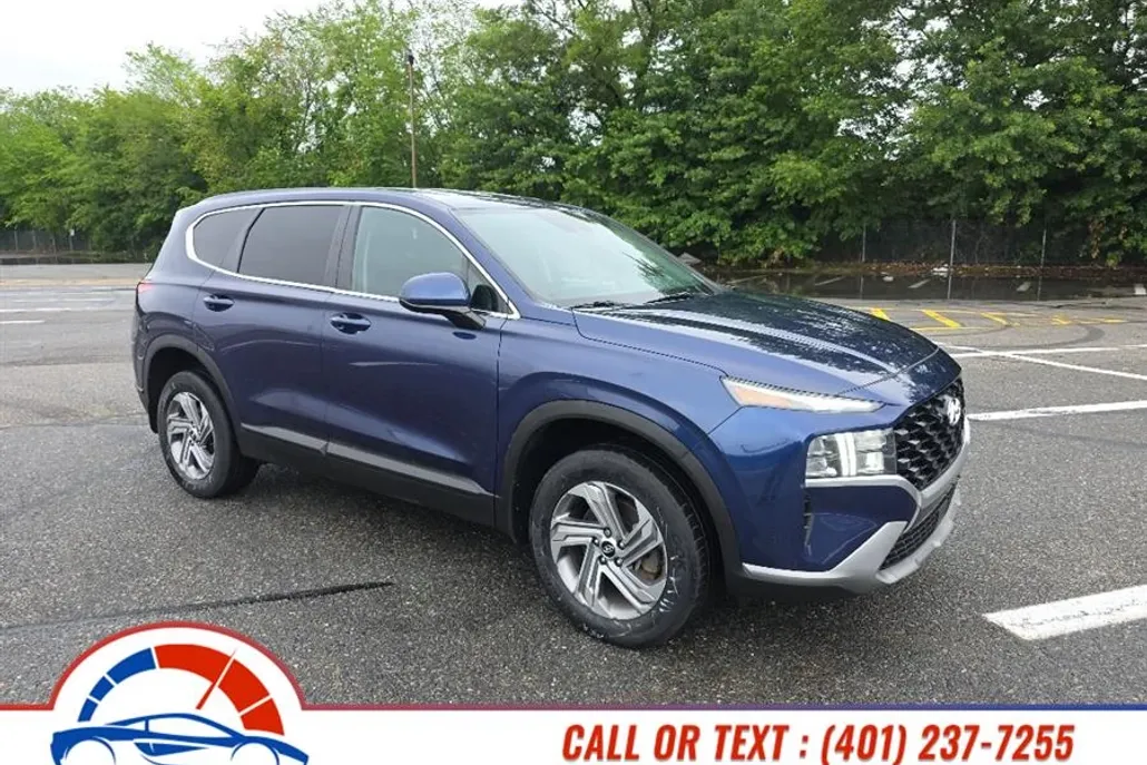 2022 Hyundai Santa Fe SE photo 1