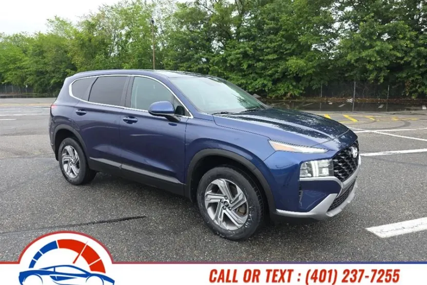 2022 Hyundai Santa Fe SE photo 1