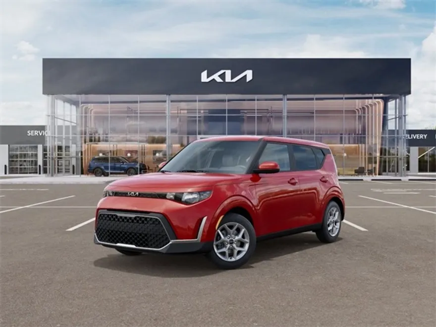 2025 Kia Soul LX photo 1