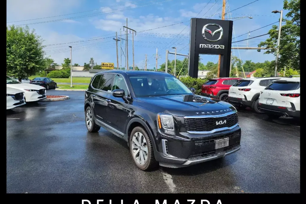 2022 Kia Telluride S photo 1