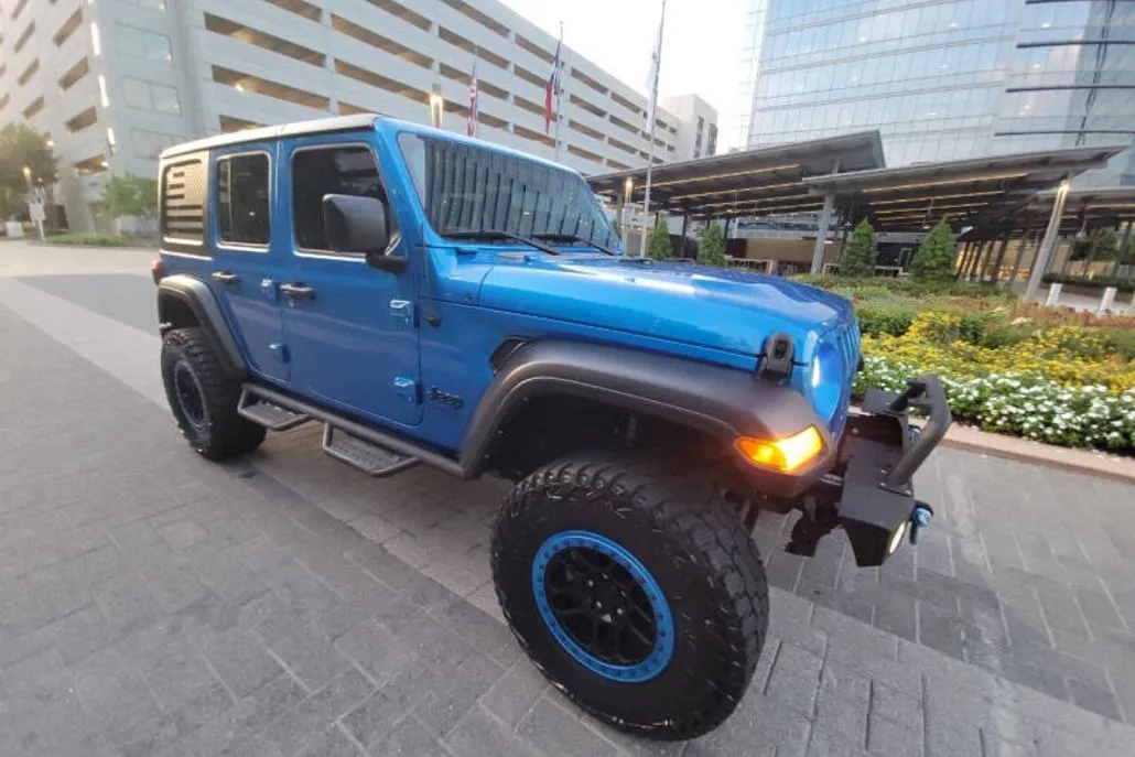2021 Jeep Wrangler Unlimited Sport photo 1