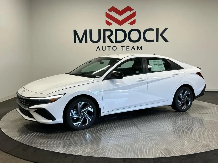 2025 Hyundai Elantra Hybrid SEL Sport photo 1
