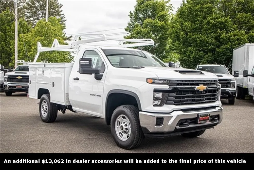 2024 Chevrolet Silverado 2500HD photo 1
