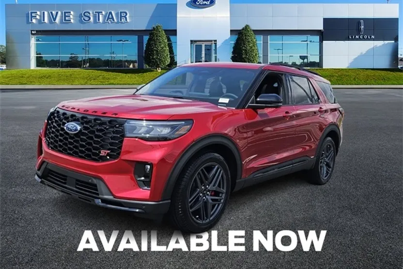 2025 Ford Explorer ST photo 1