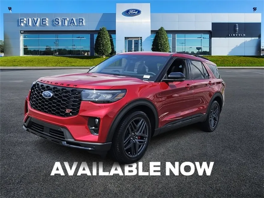 2025 Ford Explorer ST photo 1