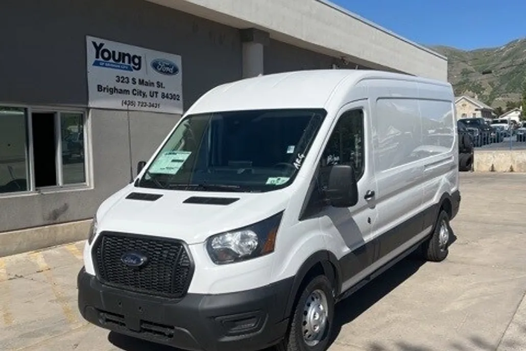 2025 Ford Transit photo 1