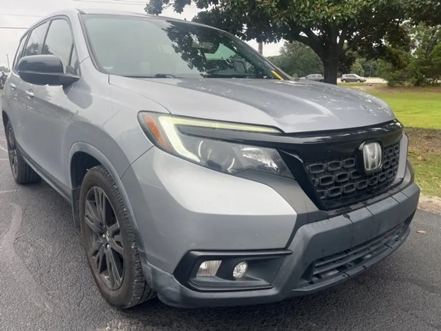 2019 Honda Passport Sport photo 1