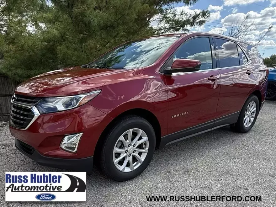 2020 Chevrolet Equinox LT photo 1