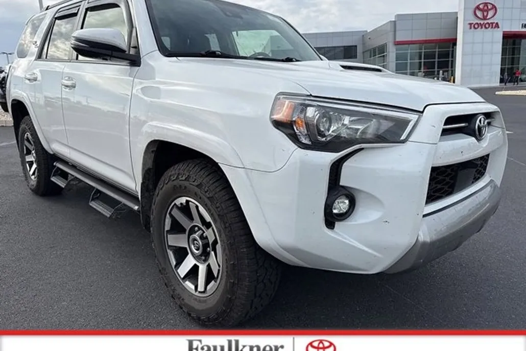 2023 Toyota 4Runner TRD Premium photo 1