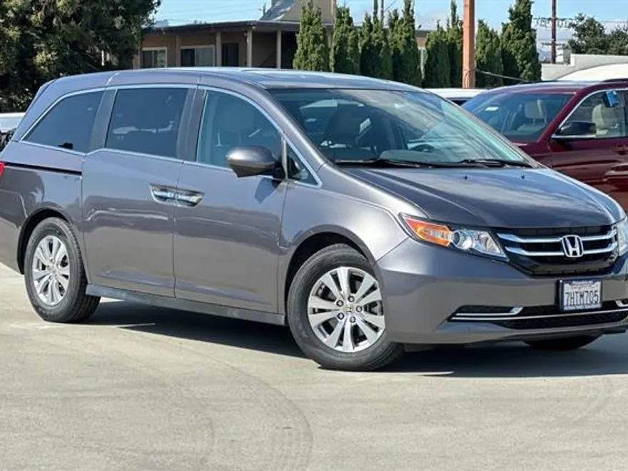 2015 Honda Odyssey EX-L photo 1