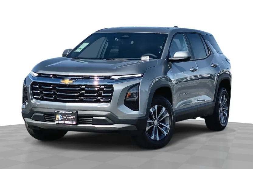 2026 Chevrolet Equinox LT photo 1