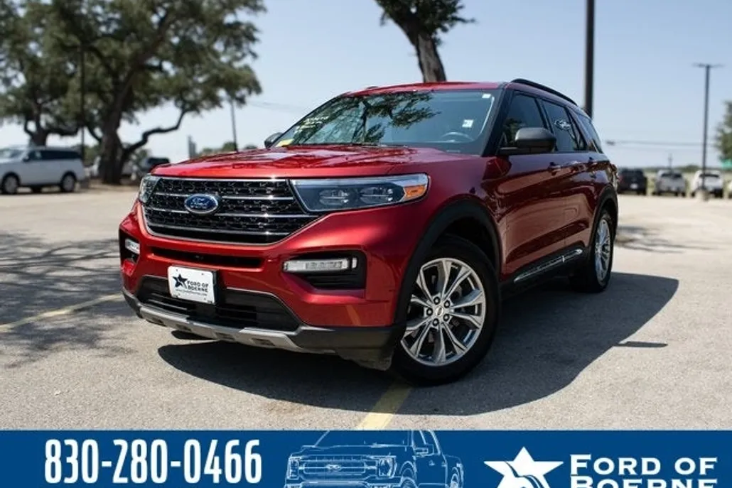 2020 Ford Explorer XLT photo 1