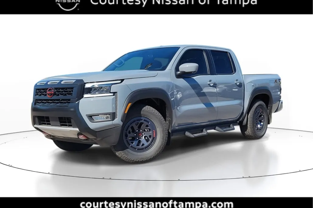 2025 Nissan Frontier PRO-X Crew Cab photo 1