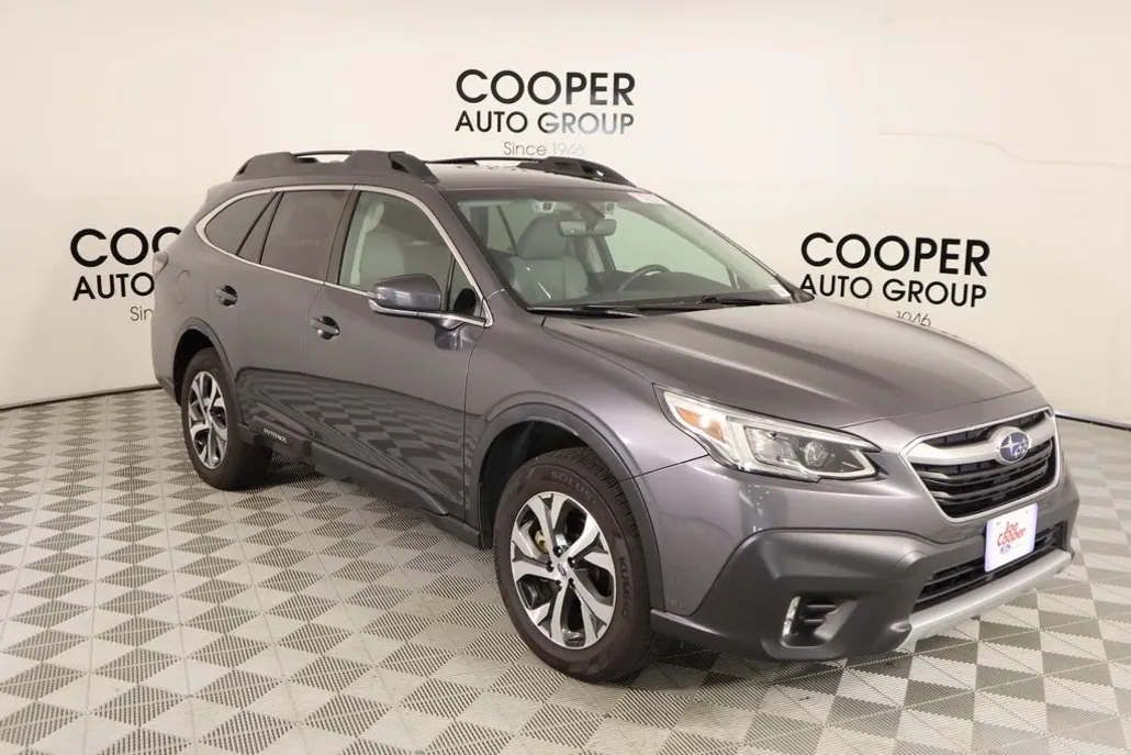 2022 Subaru Outback Limited photo 1