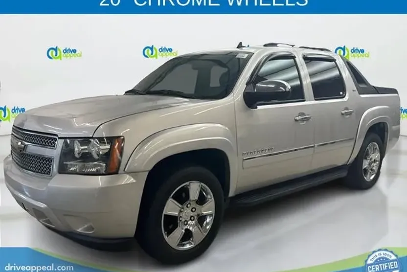 2010 Chevrolet Avalanche LTZ photo 1