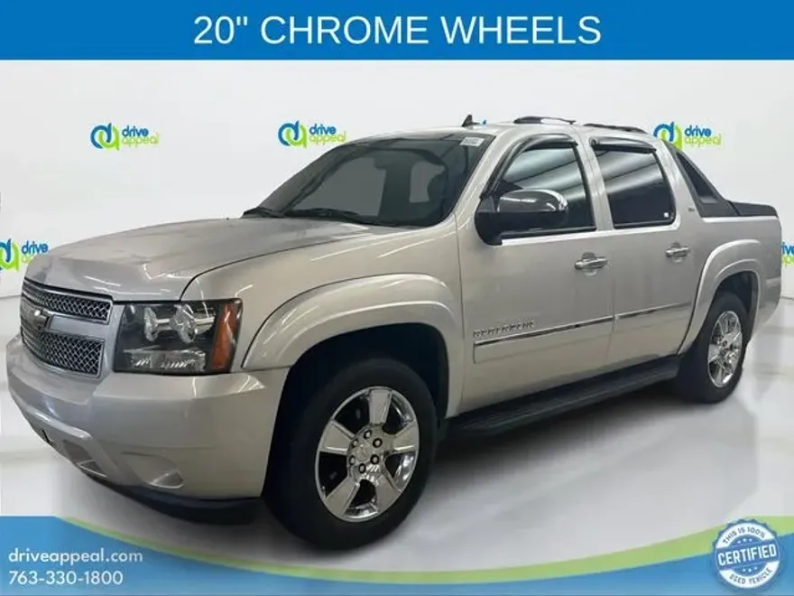 2010 Chevrolet Avalanche LTZ photo 1