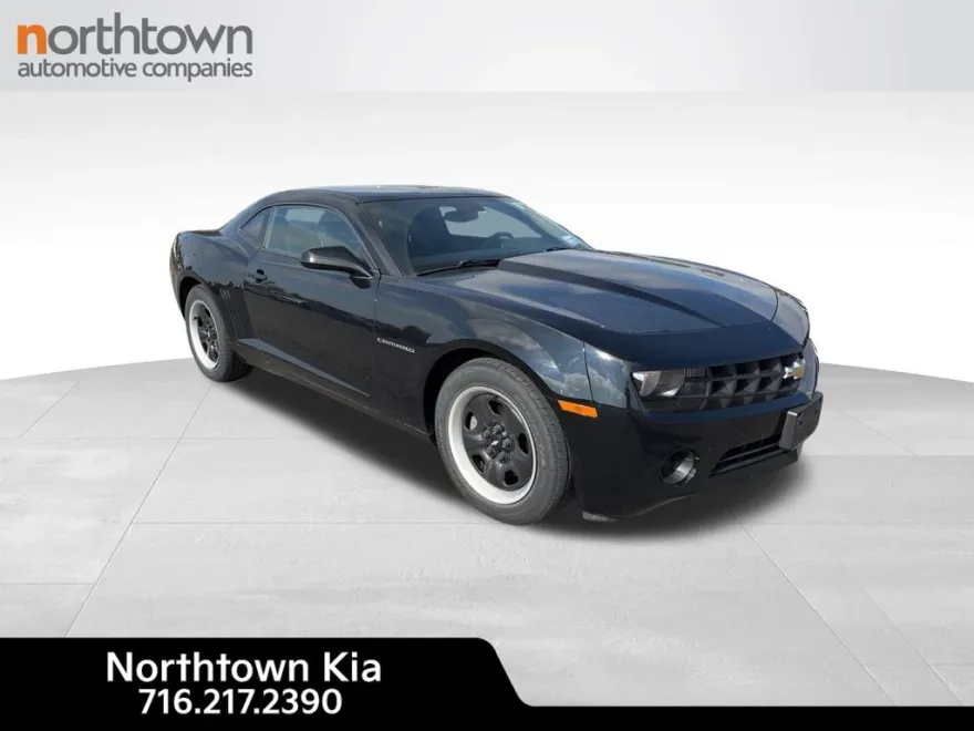 2011 Chevrolet Camaro LS photo 1