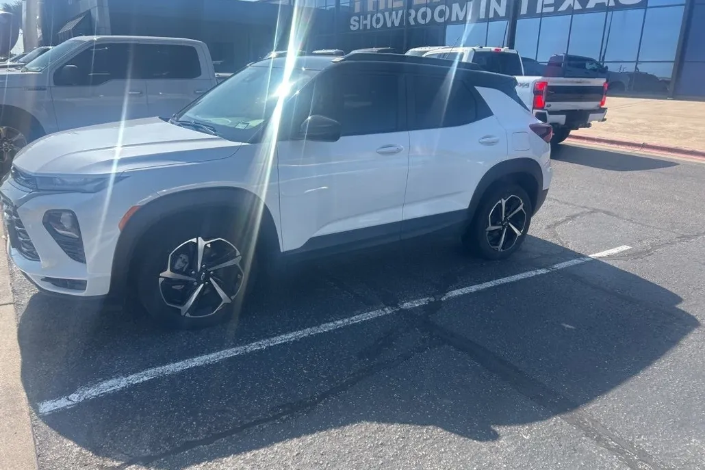 2021 Chevrolet Trailblazer RS photo 1
