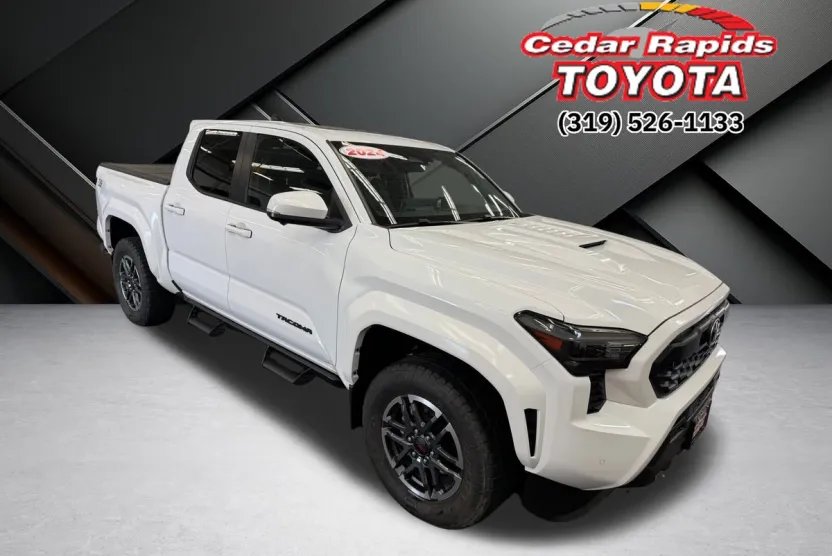 2024 Toyota Tacoma SR5 photo 1
