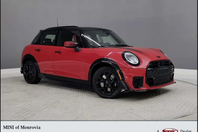 2026 Mini Cooper S Iconic photo 1