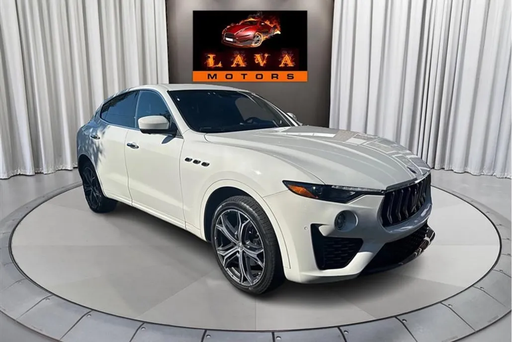 2020 Maserati Levante GT photo 1