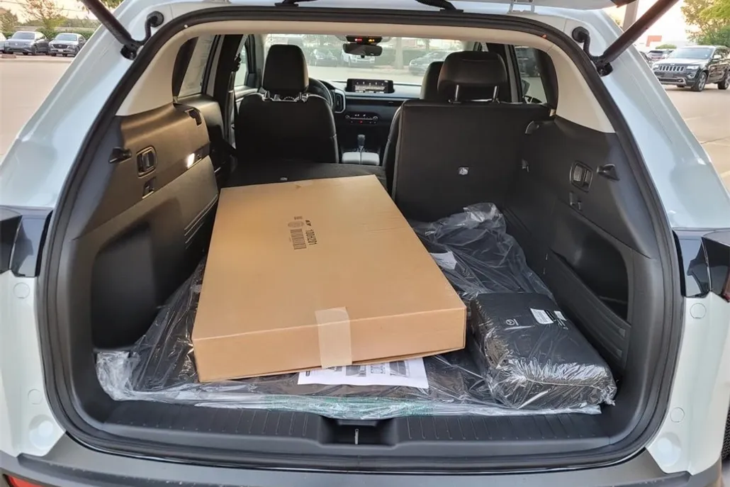 2025 Mazda CX-50 Preferred photo 1