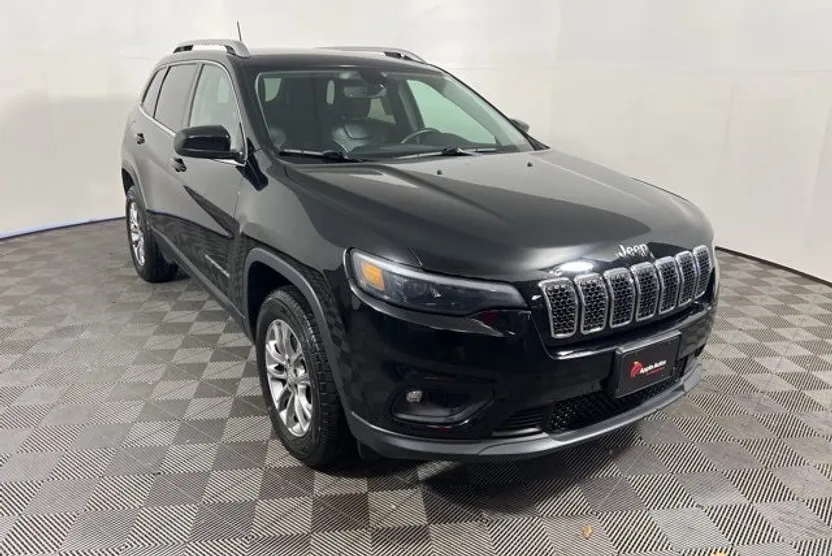 2019 Jeep Cherokee Latitude photo 1