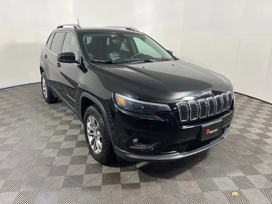2019 Jeep Cherokee Latitude photo 1