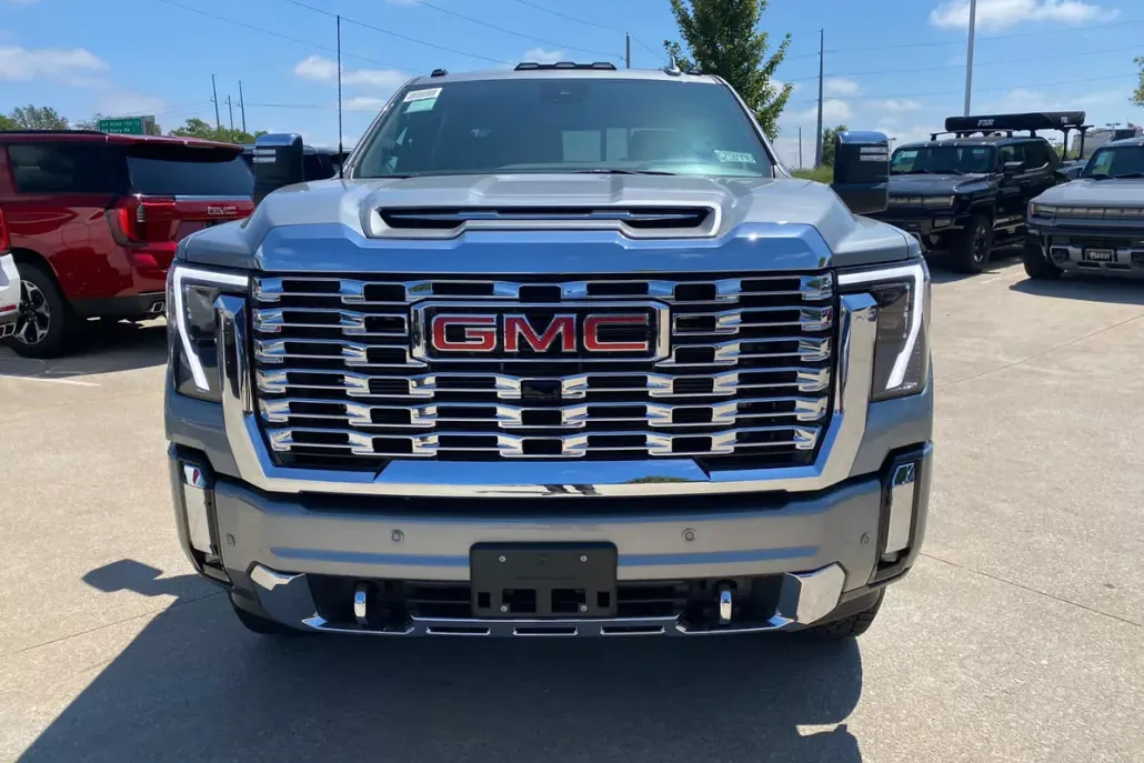 2025 Gmc Sierra 2500 HD Denali photo 1