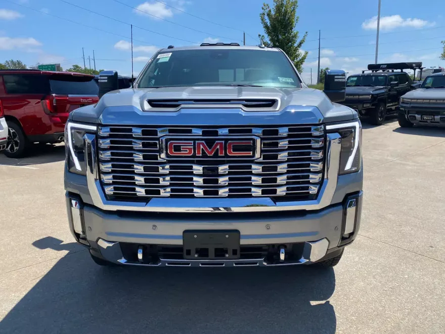 2025 Gmc Sierra 2500 HD Denali photo 1