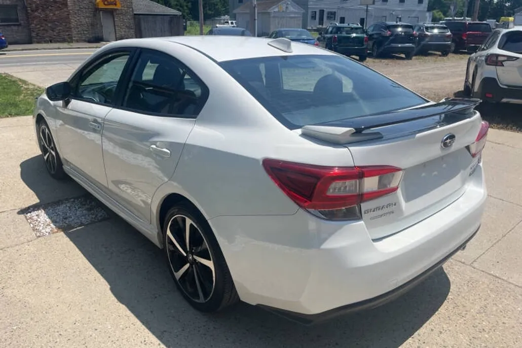 2022 Subaru Impreza Sport photo 1