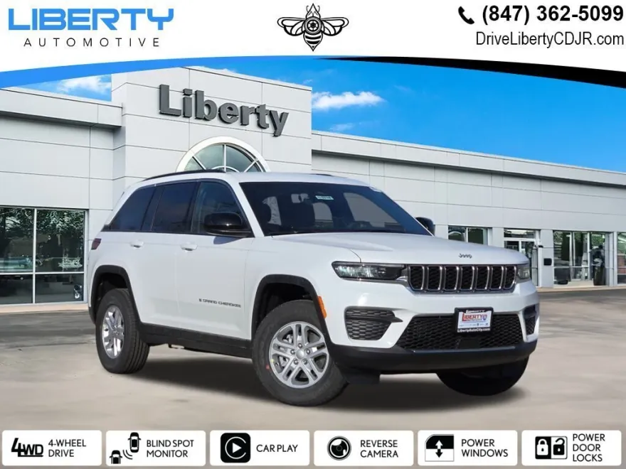 2025 Jeep Grand Cherokee Laredo photo 1