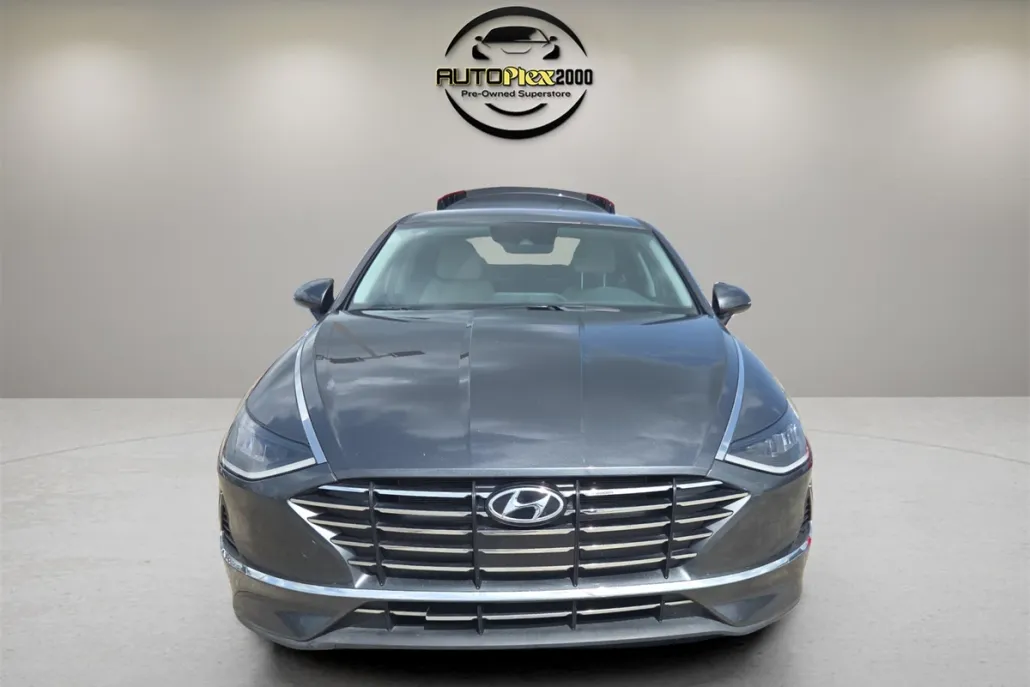 2023 Hyundai Sonata SE photo 1