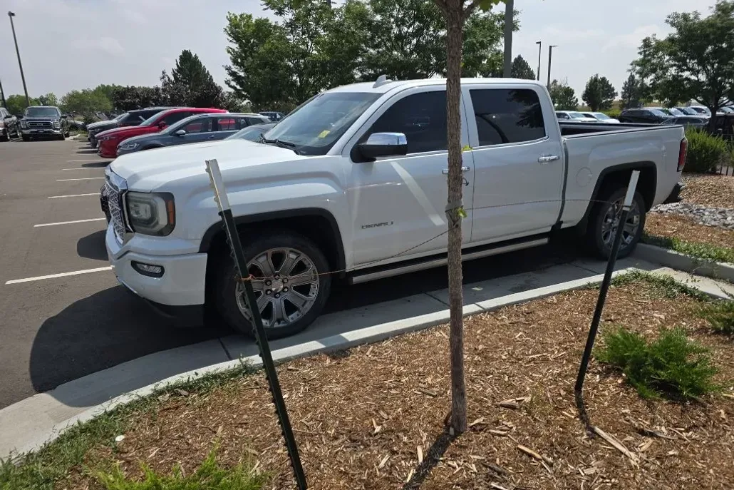 2016 Gmc Sierra 1500 Denali photo 1