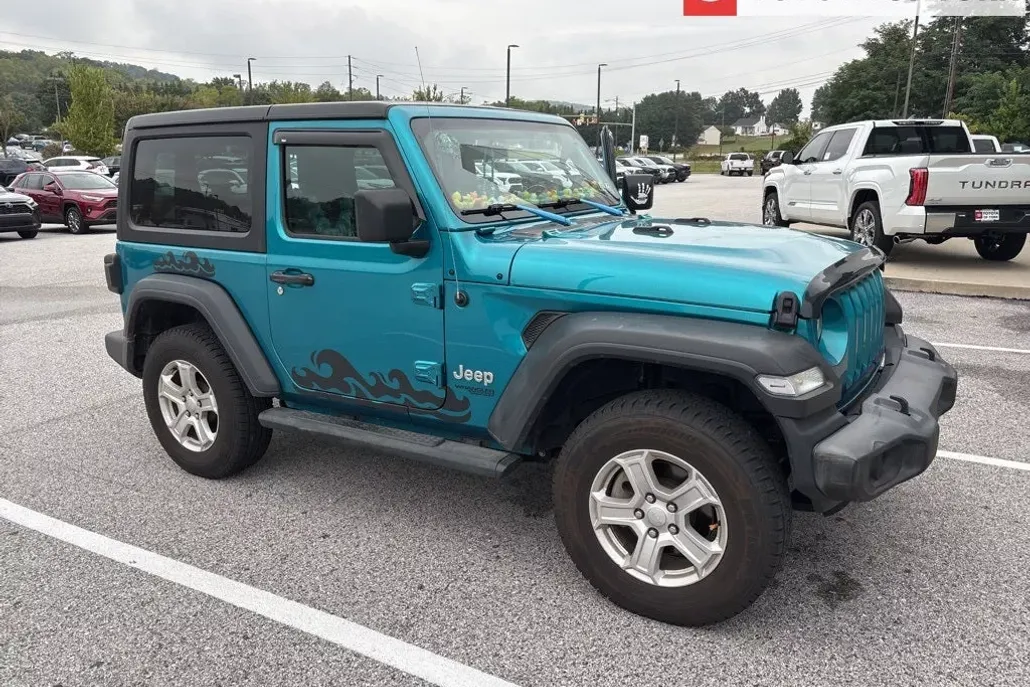 2020 Jeep Wrangler Sport S photo 1