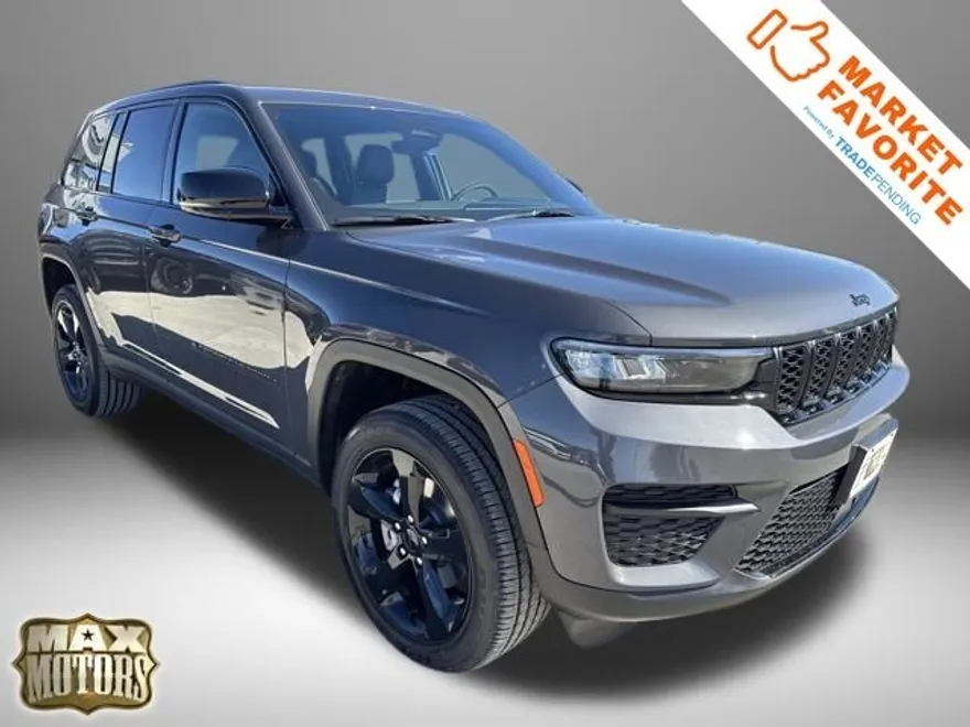 2025 Jeep Grand Cherokee Altitude photo 1