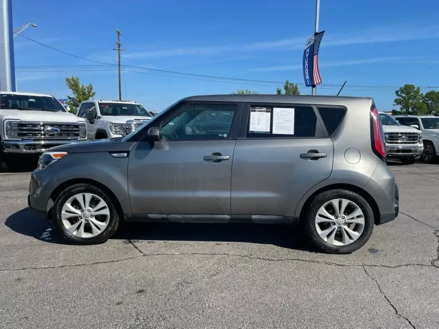 2016 Kia Soul Base photo 1