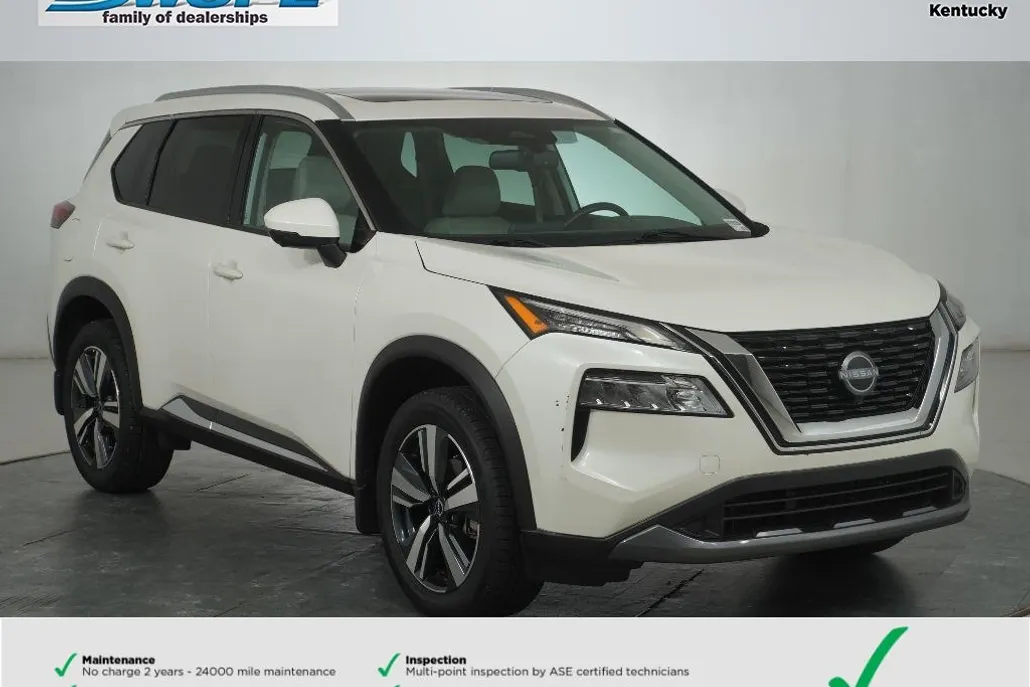 2023 Nissan Rogue SL photo 1
