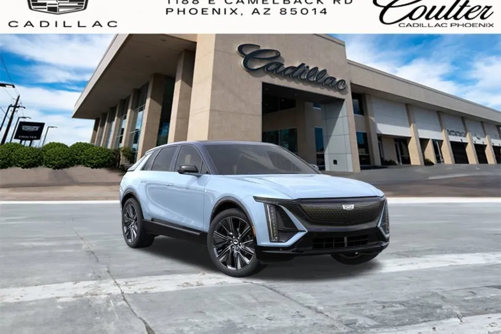 2025 Cadillac Lyriq Sport photo 1