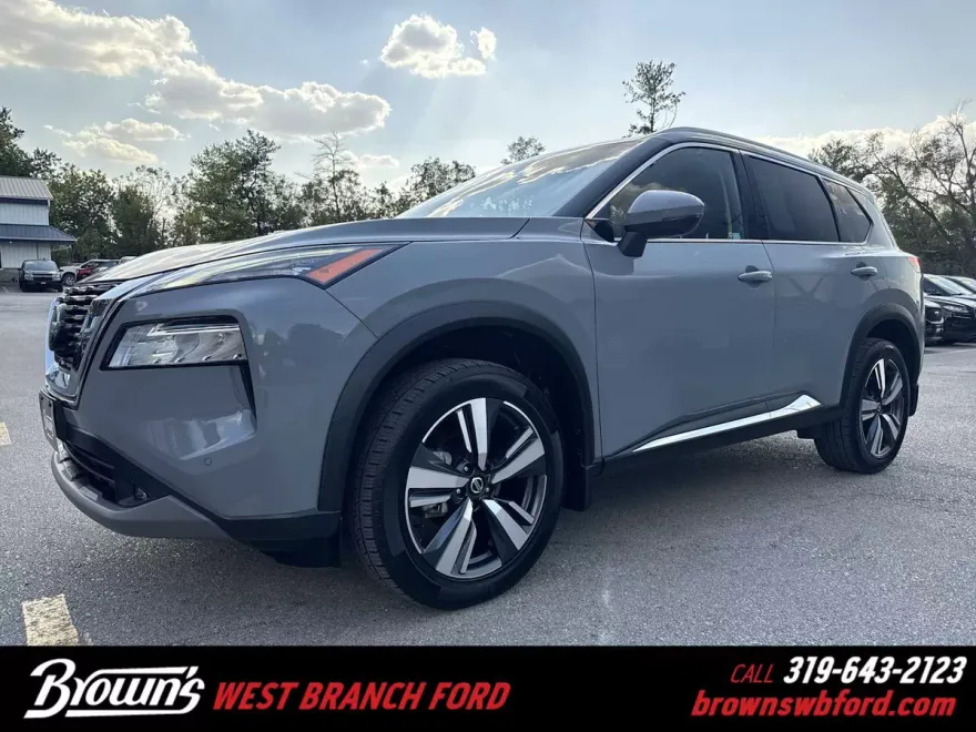 2021 Nissan Rogue SL photo 1