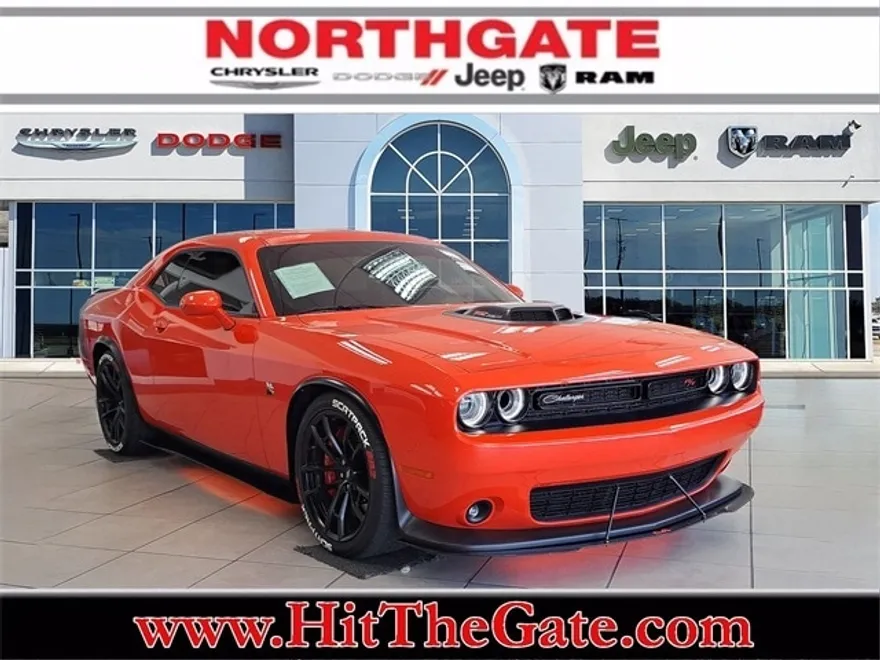 2021 Dodge Challenger R/T Scat Pack photo 1